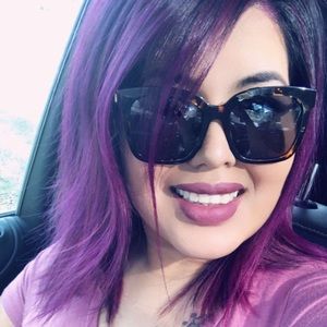 Meet your Posher, Ami